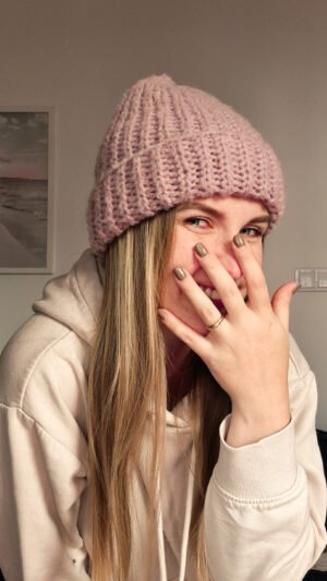 Cashmere Beanie - brudny róż muji