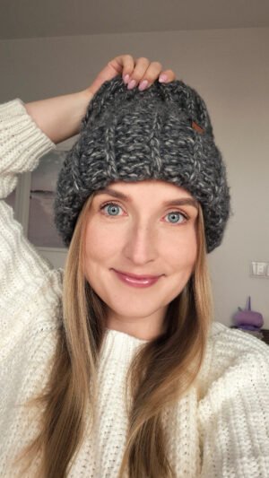 Fluffy Beanie - szary